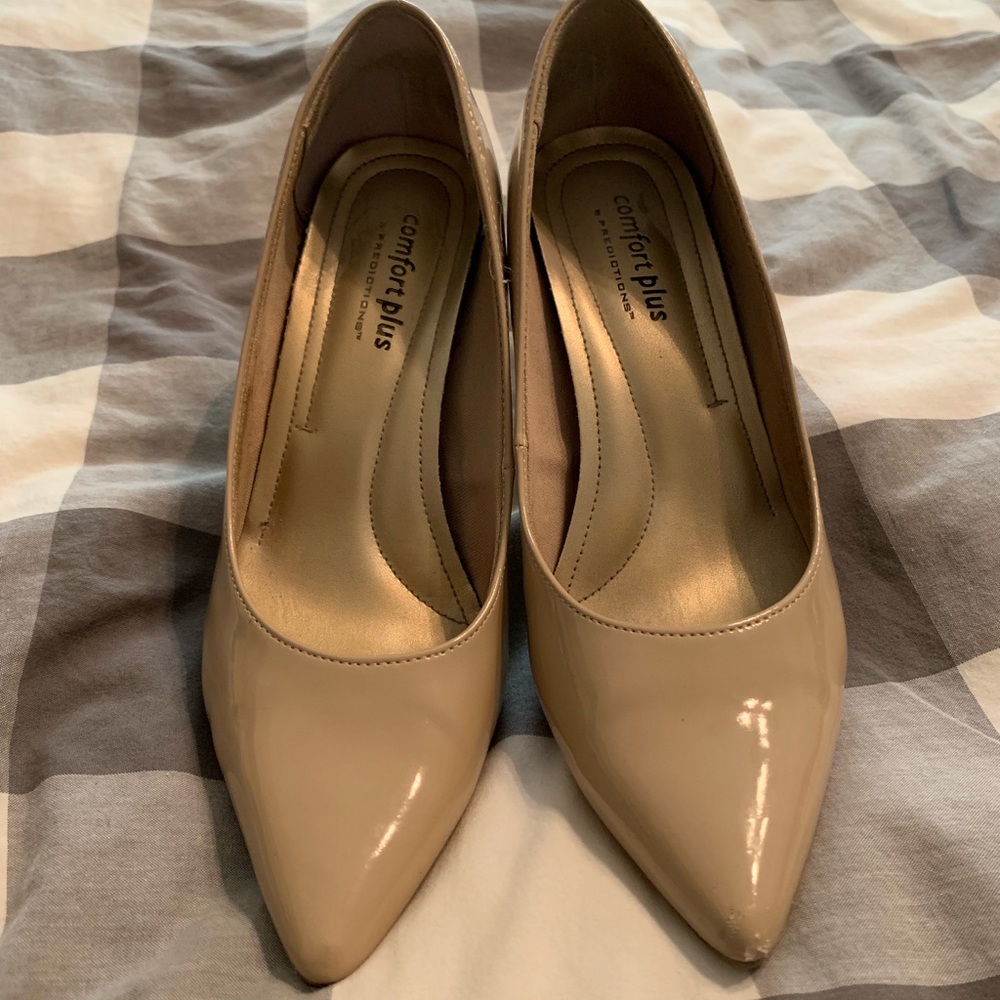Tan heels